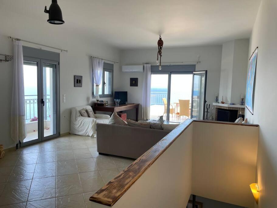 Akoumaros Breeze Villa Gytheio Dış mekan fotoğraf