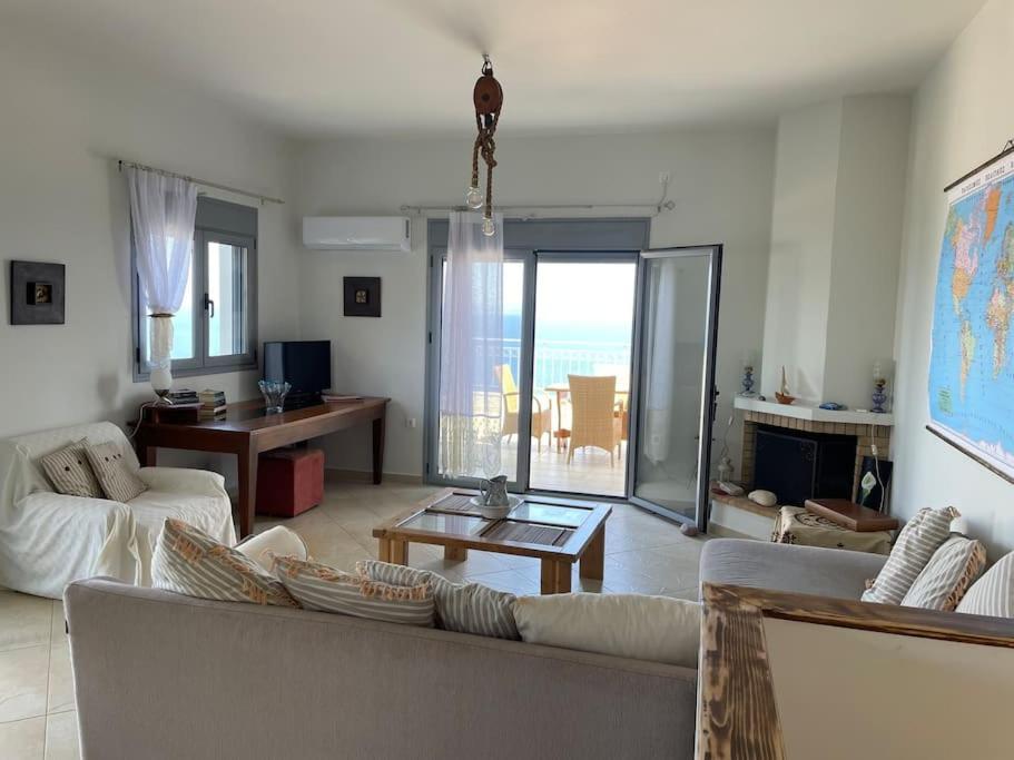 Akoumaros Breeze Villa Gytheio Dış mekan fotoğraf